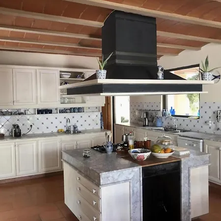 Belvilla By Oyo Casa Lourdes *